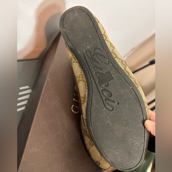 GUCCI FLATS WOMANS SIZE 7 - Picture 3 of 3